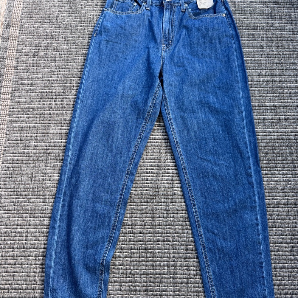 Levi's 80’s Mom Jeans